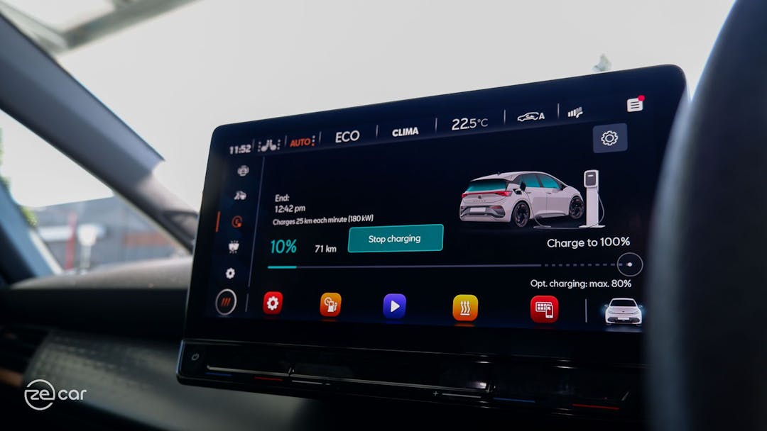 Cupra Born touchscreen charging pages
