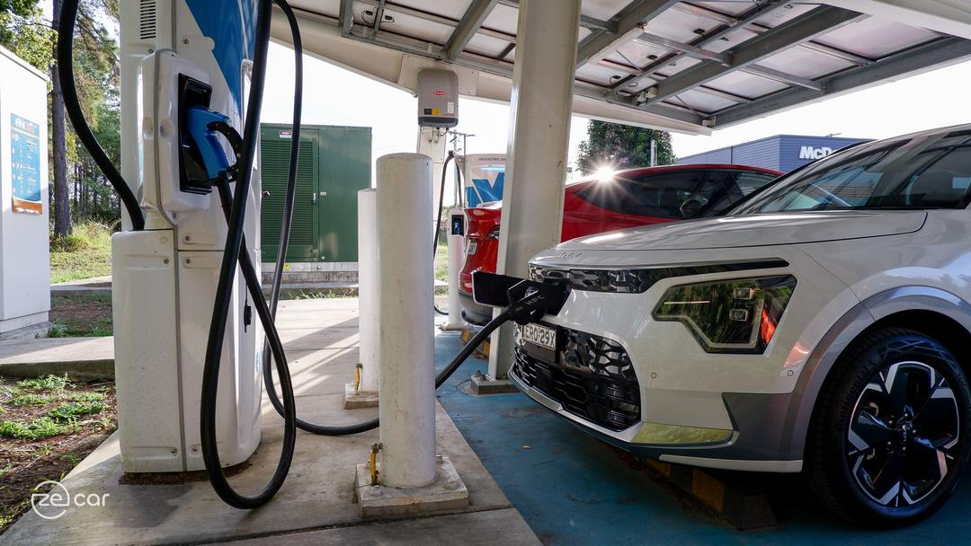 Kia Niro EV at DC public charging stations