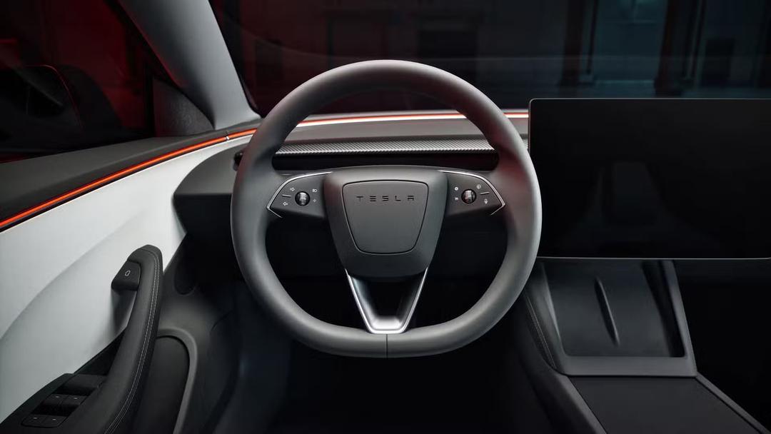 2024 Tesla Model 3 steering wheel