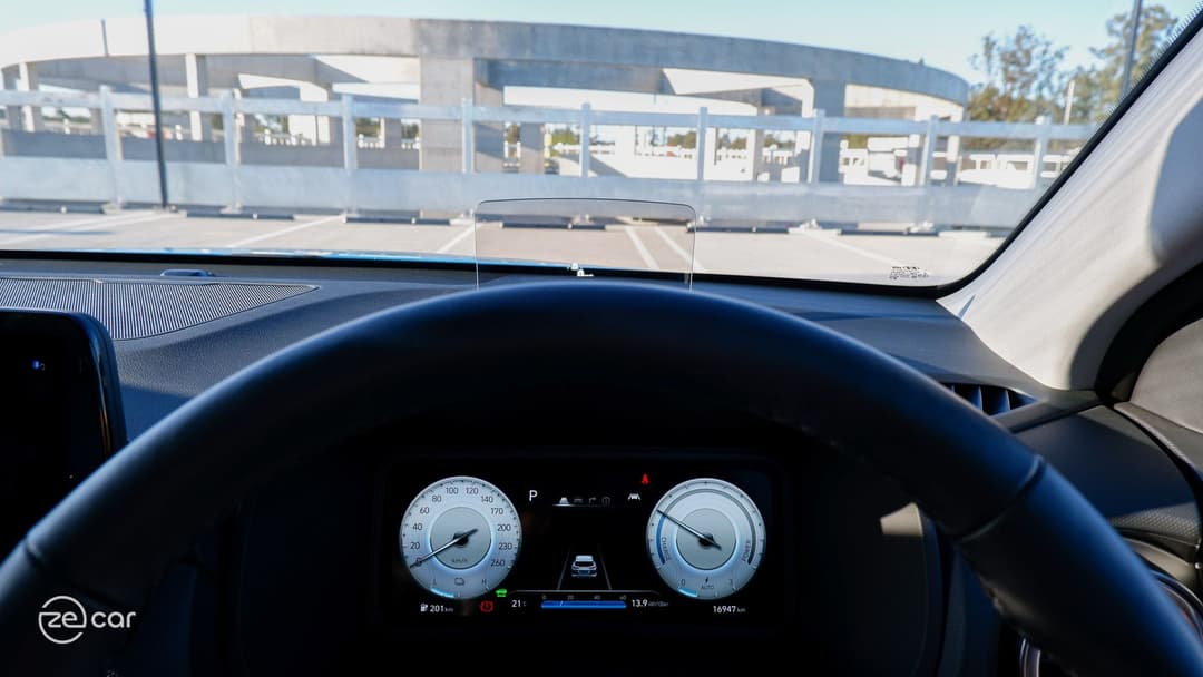 Hyundai Kona Electric digital instrument cluster and head-up display