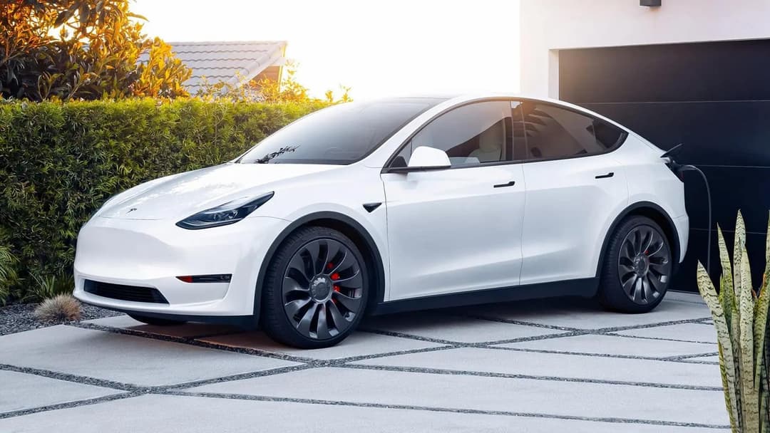Tesla Model Y Rear-Wheel Drive