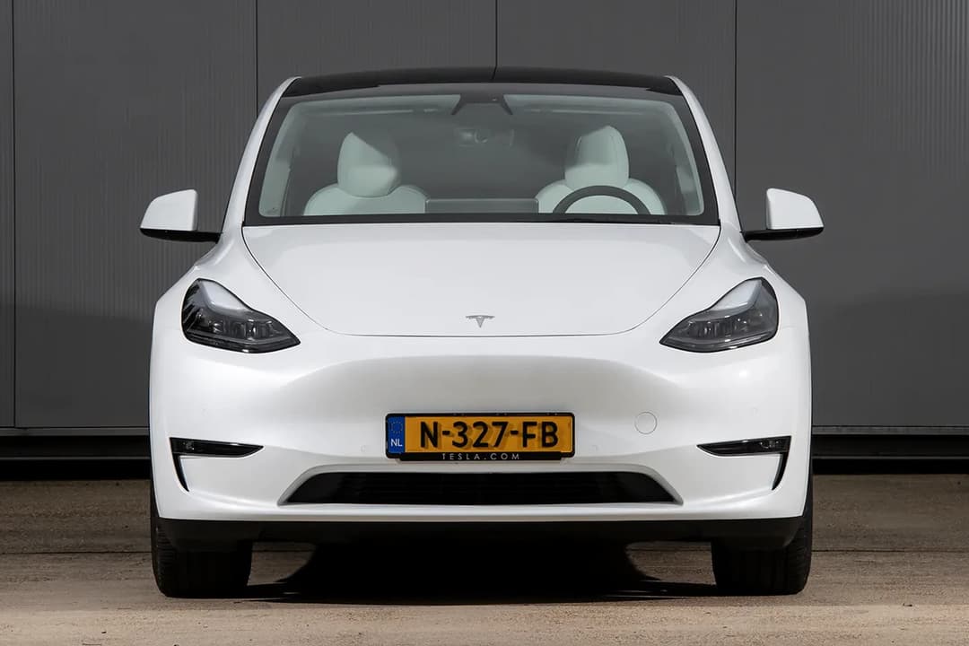 Tesla Model Y Rear-Wheel Drive