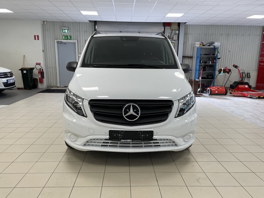 Mercedes-Benz eVito Tourer
