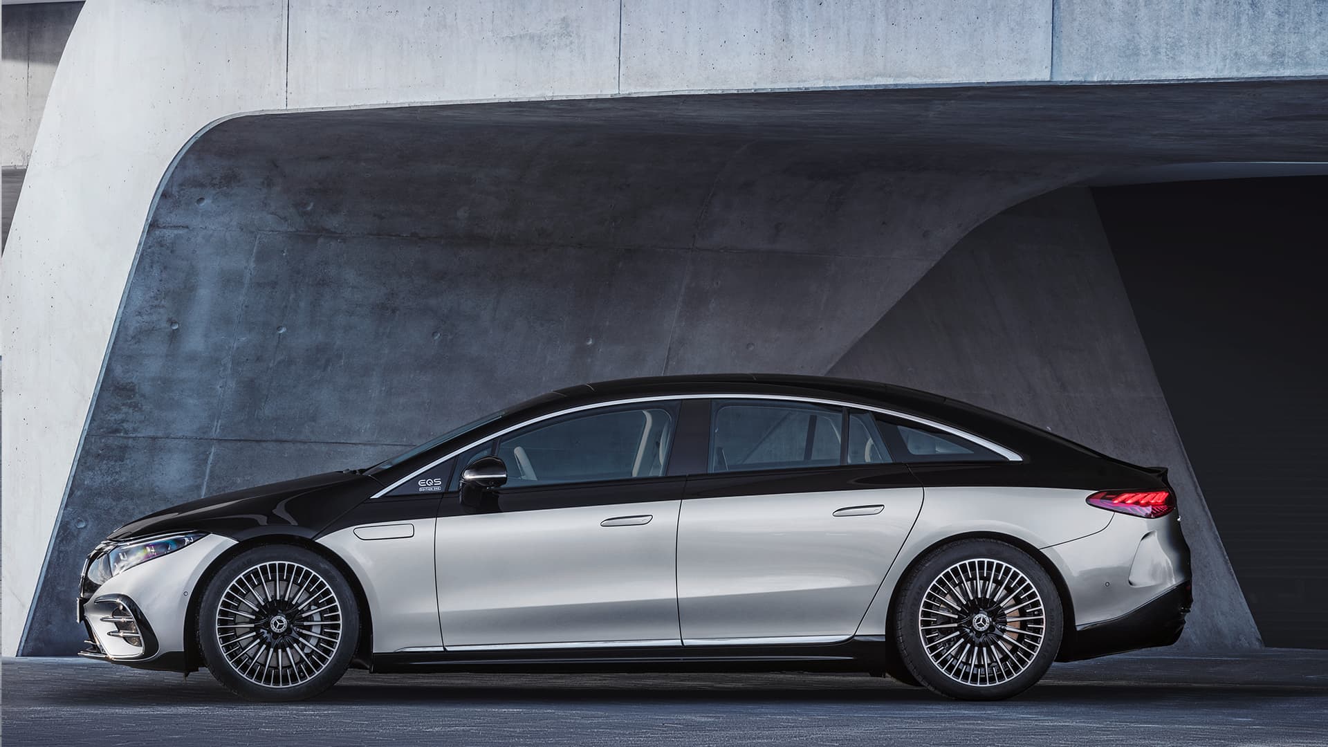 Mercedes-Benz EQS 450+