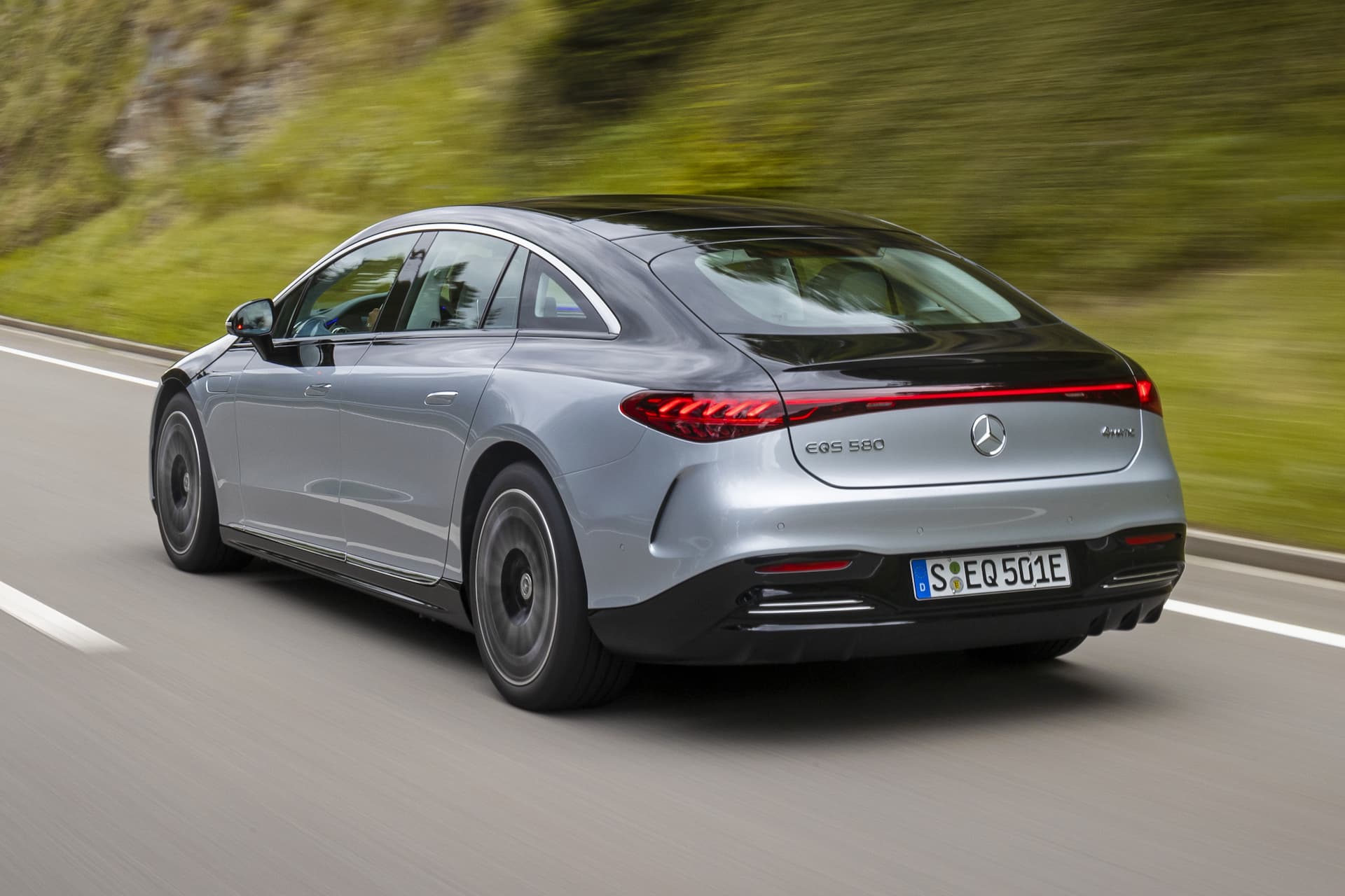 Mercedes-Benz EQS 450+