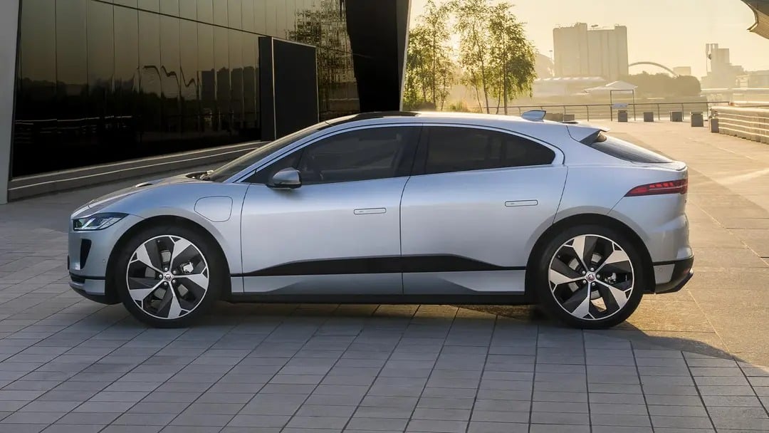 Jaguar I-Pace EV400 R-DYNAMIC SE