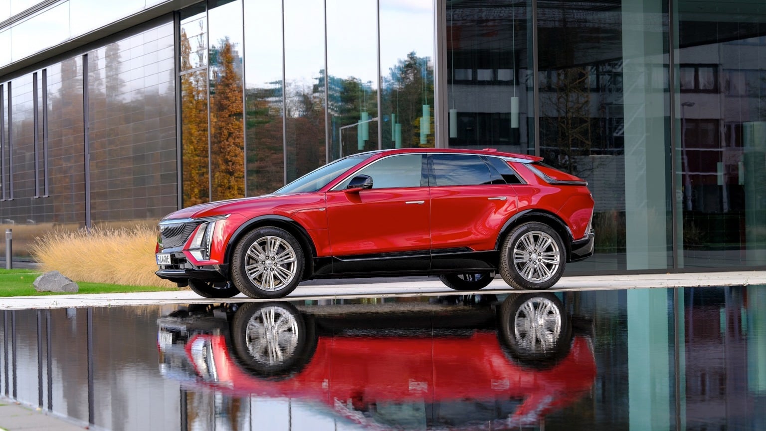 Cadillac LYRIQ LUXURY