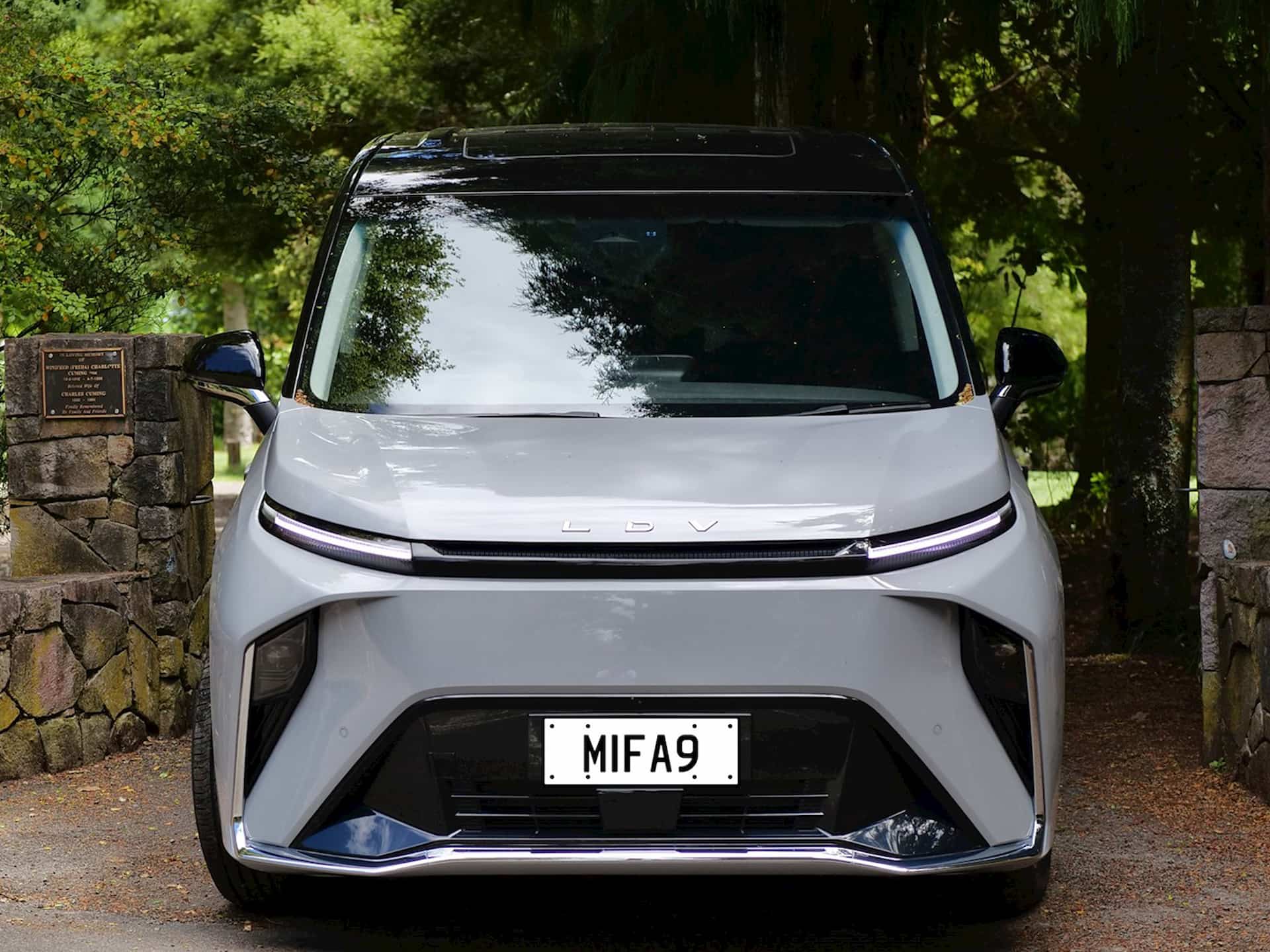 LDV Mifa 9 Executive