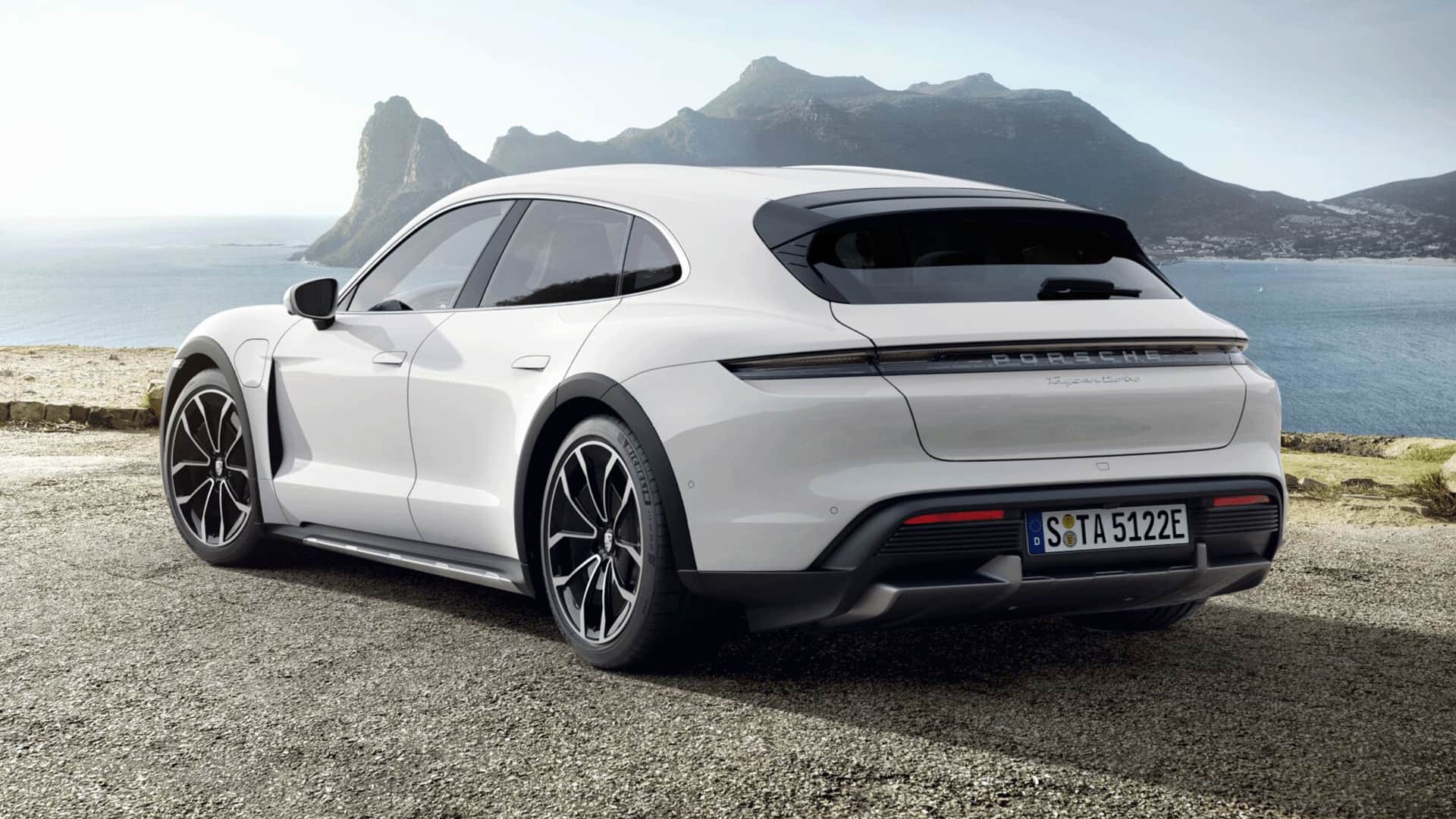 Porsche Taycan 4S Cross Turismo