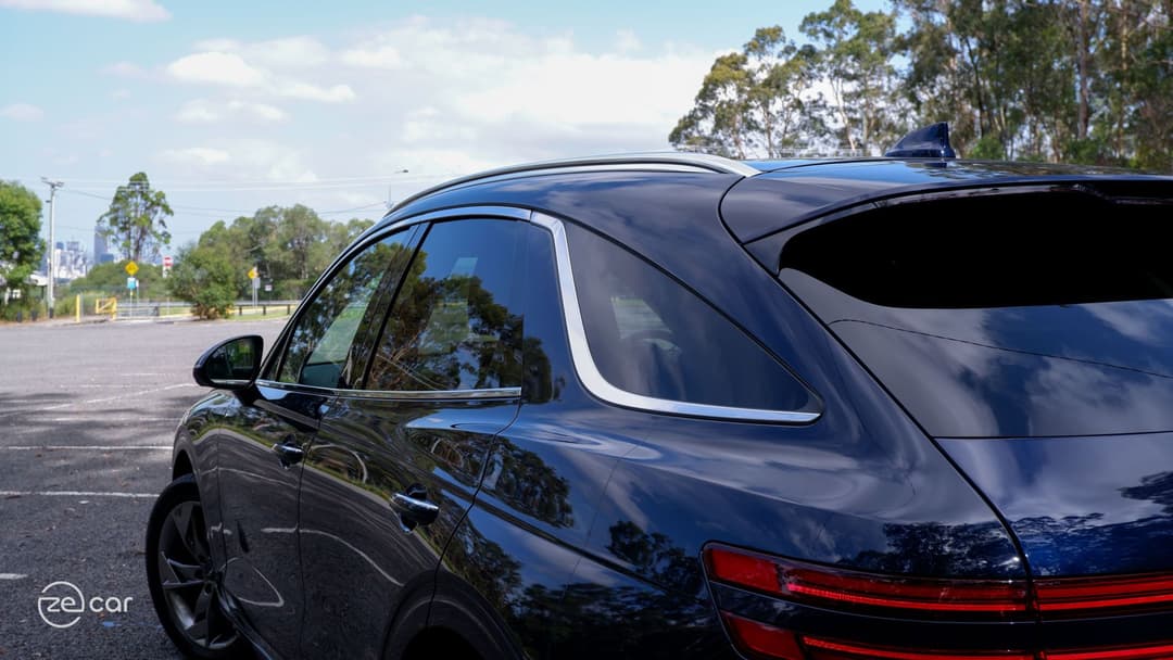 Genesis Electrified GV70 D-pillar and front grille