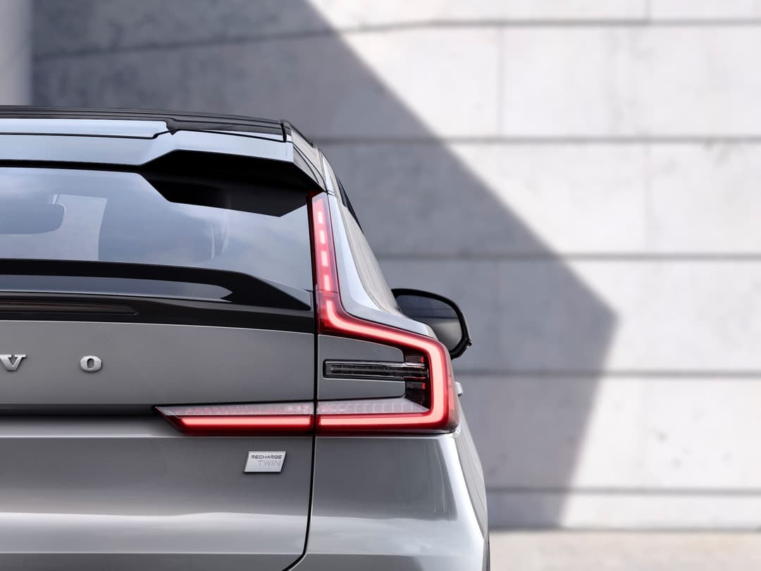 Silver Volvo C40 rear taillight closeup Silver Volvo C40 rear taillight closeup