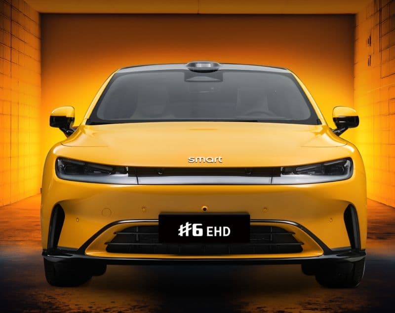 Smart #6 PHEV view from front Smart #6 PHEV view from front