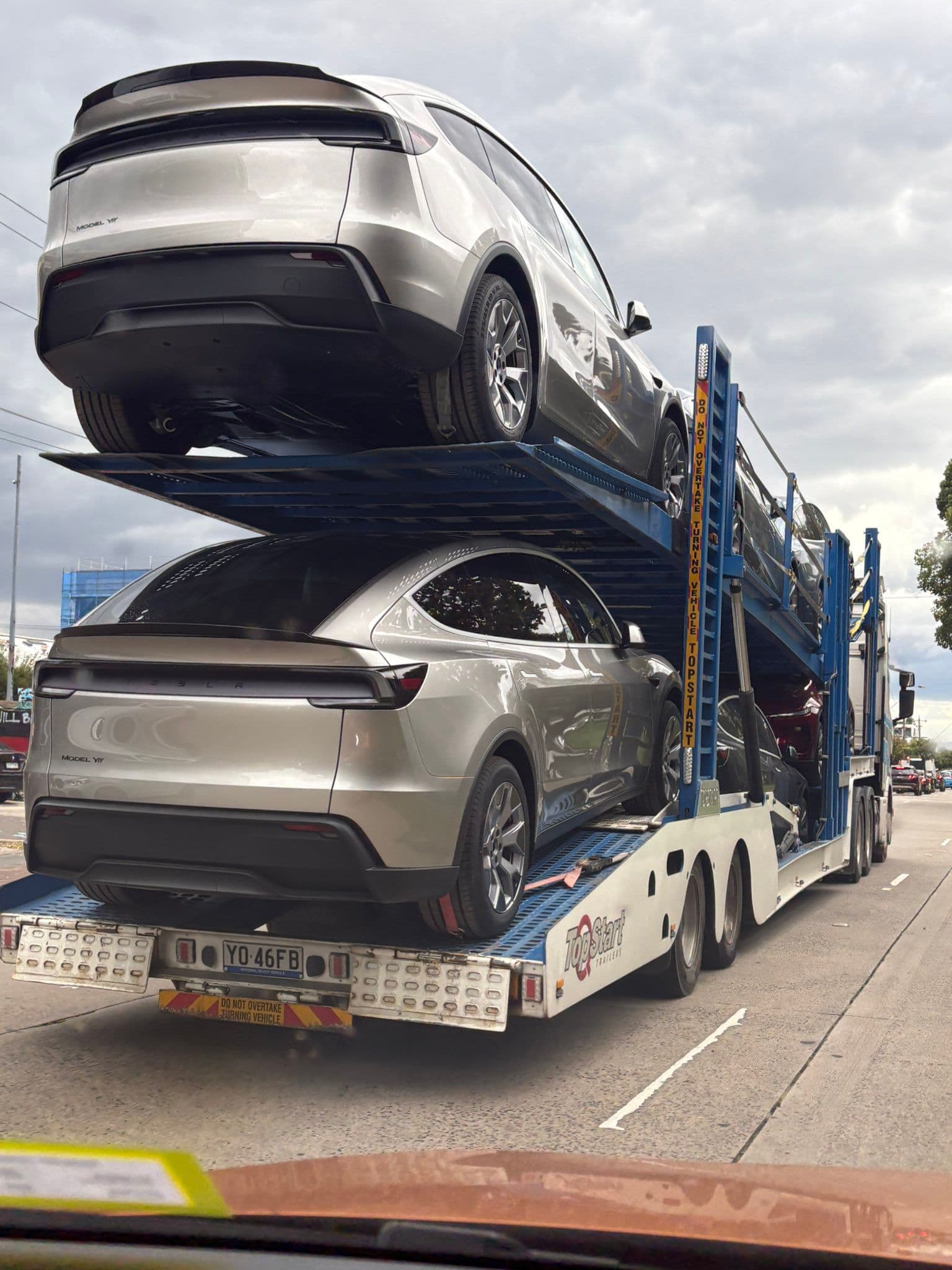 Tesla Model Y L spotted Tesla Model Y L spotted