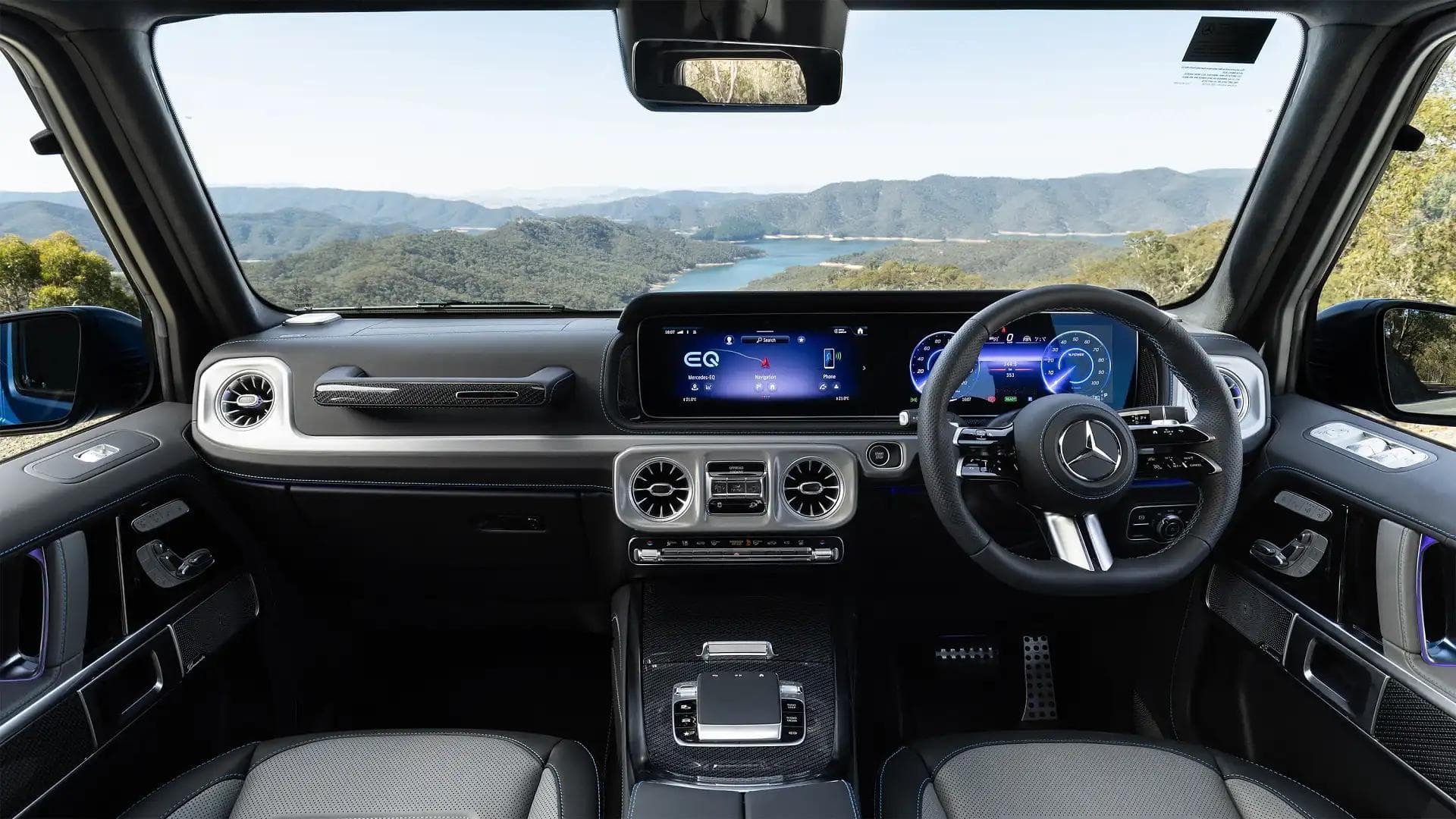 2025 Mercedes-Benz G580 interior 2025 Mercedes-Benz G580 interior