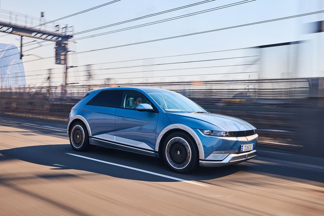 Hyundai Ioniq 5 steering wheel and driving