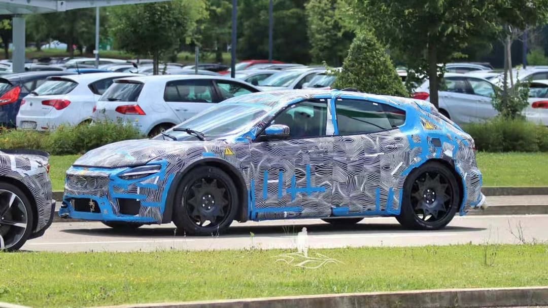 Ferrari’s first ev Elettrica Ferrari’s first ev Elettrica