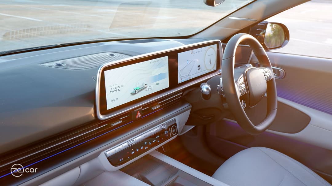 Hyundai Ioniq 6 dual interior displays Hyundai Ioniq 6 dual interior displays