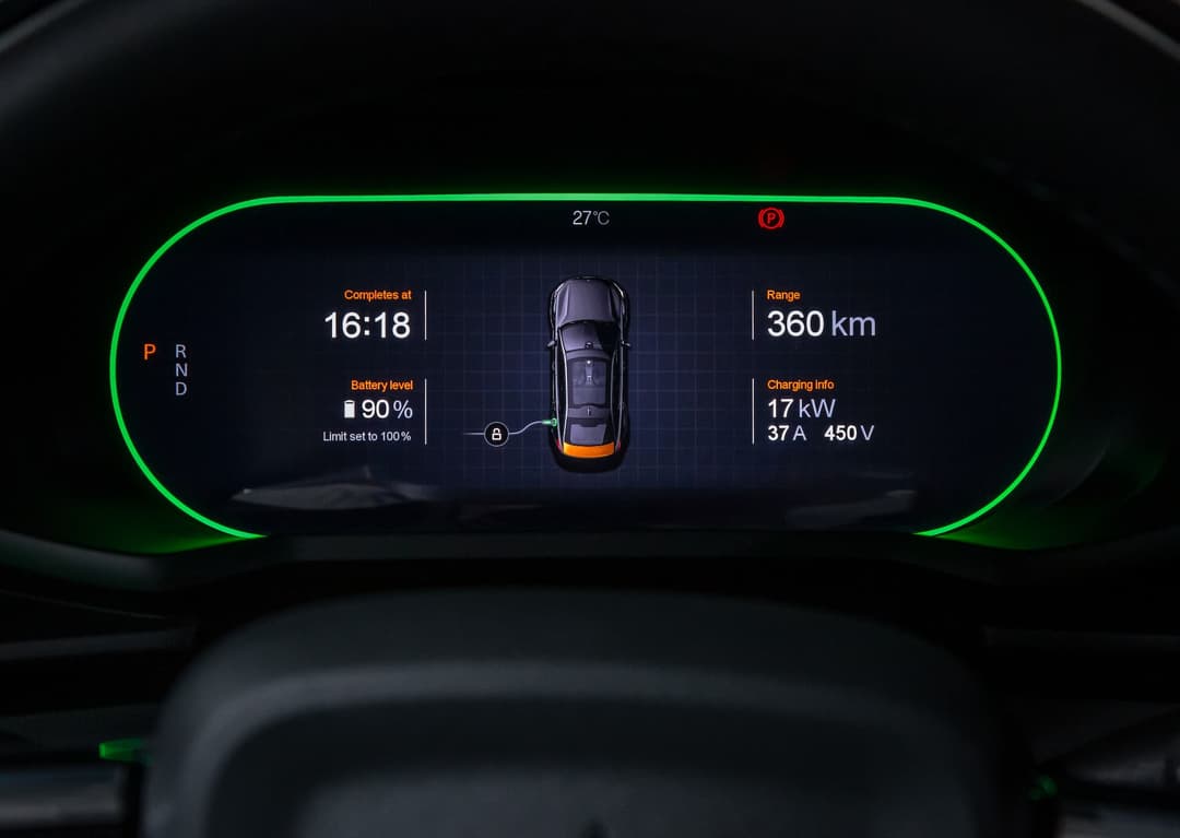 Polestar 2 EV digital charging screen status Polestar 2 EV digital charging screen status