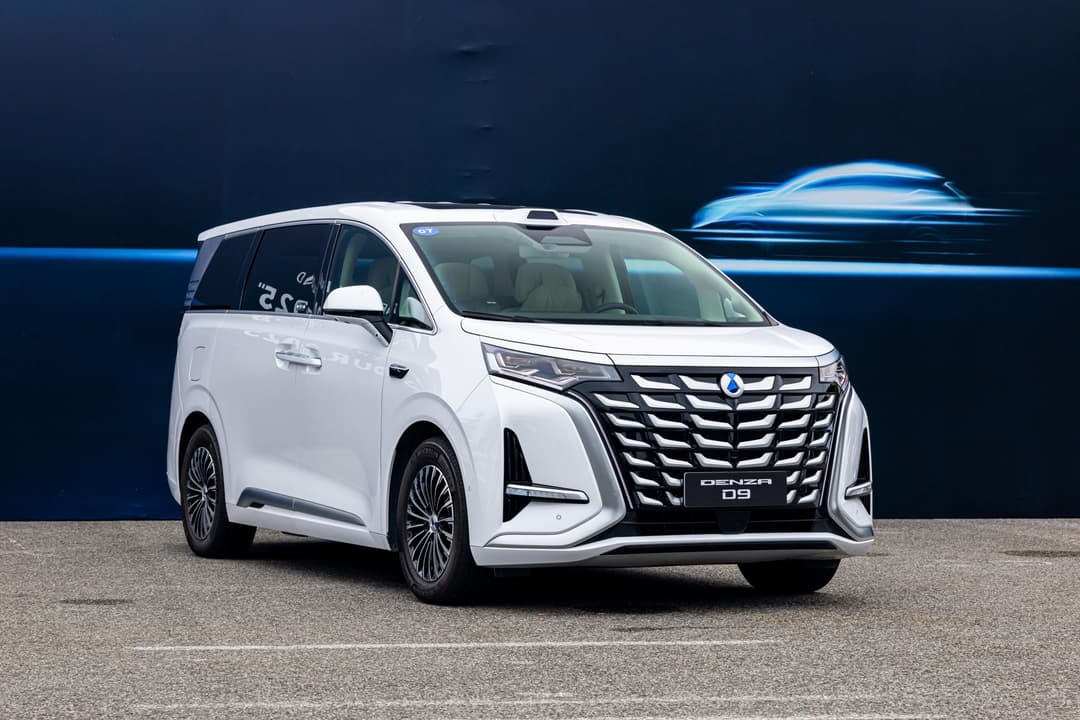 Denza D9 luxury electric people mover exterior view highlighting the sophisticated design and premium MPV styling Denza D9 luxury electric people mover exterior view highlighting the sophisticated design and premium MPV styling