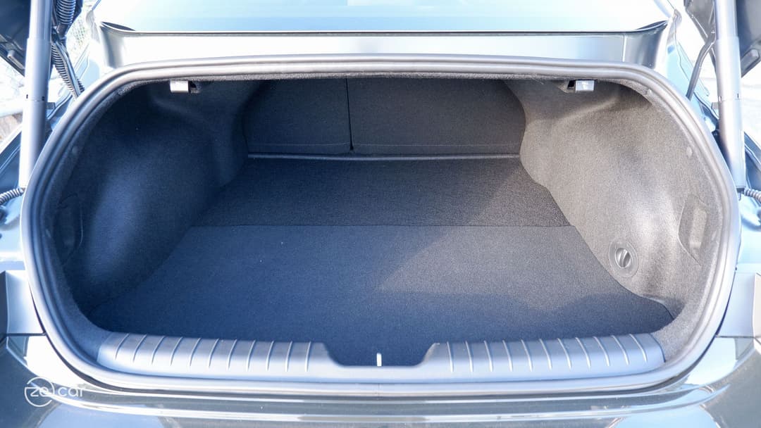 Hyundai Ioniq 6 boot and frunk