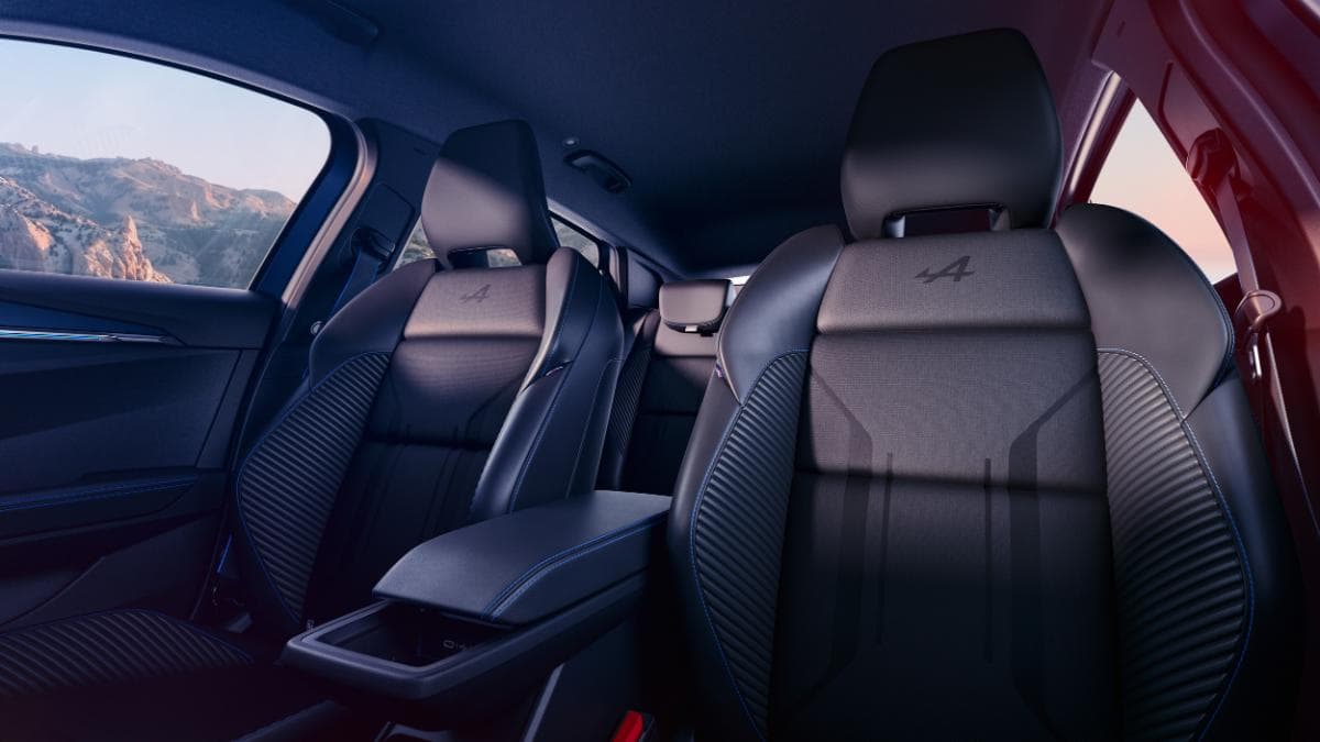 MY27 Renault Megane E-Tech Esprit Alpine Esprit Alpine sports front seats MY27 Renault Megane E-Tech Esprit Alpine Esprit Alpine sports front seats