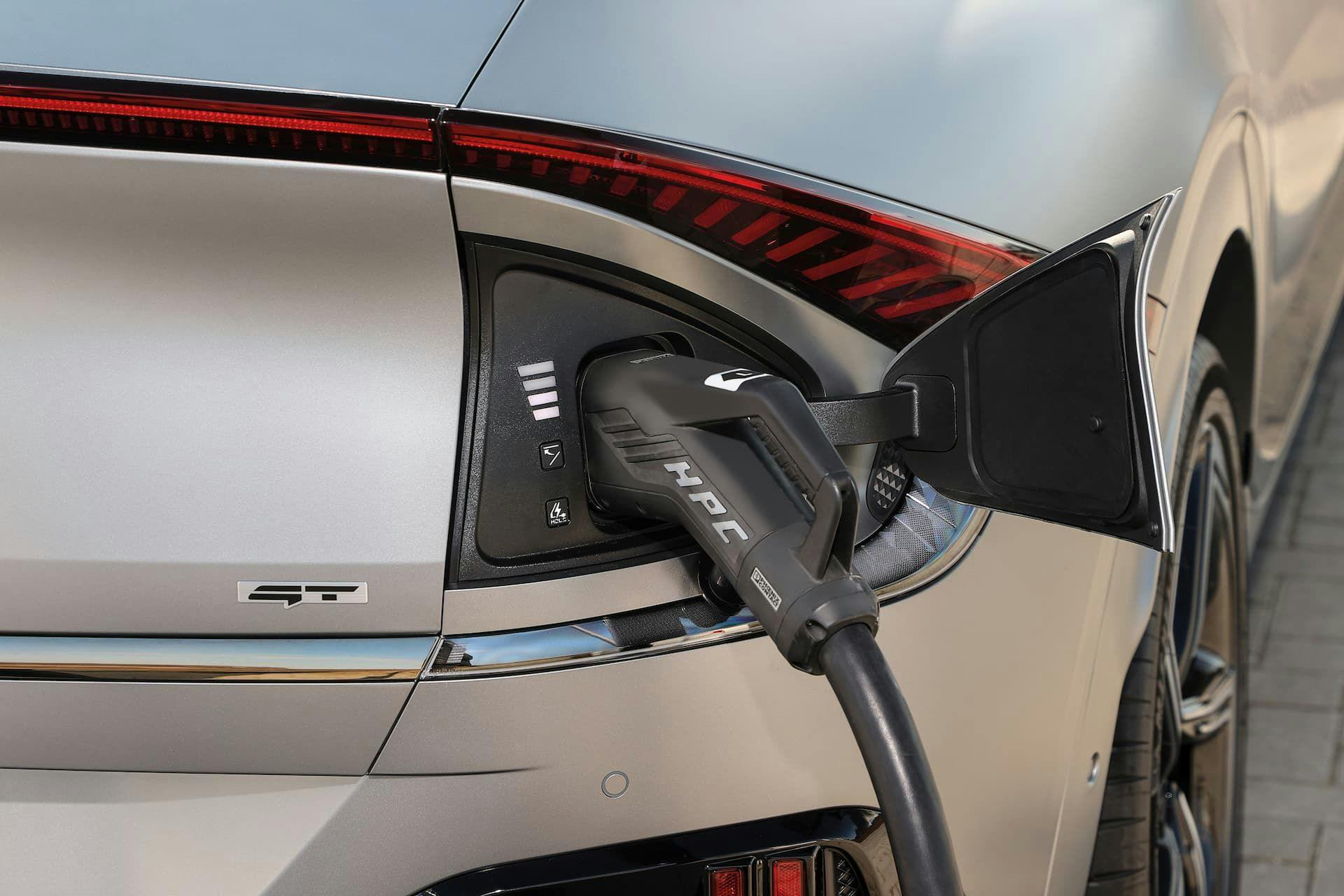 HPC plug charging Kia EV6 GT