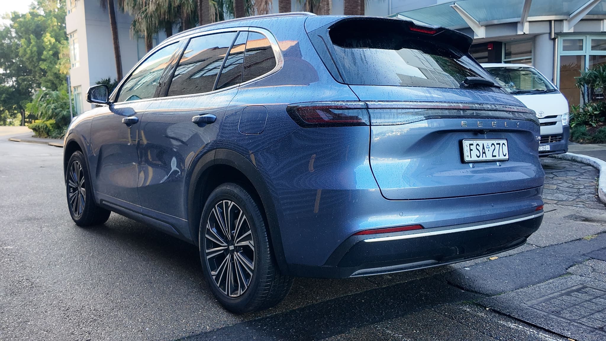 Geely Starray EM-i Inspire exterior rear three-quarter view Geely Starray EM-i Inspire exterior rear three-quarter view