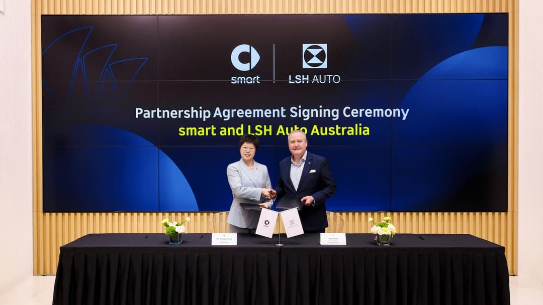 Smart-LSH partnership signing ceremony Smart-LSH partnership signing ceremony