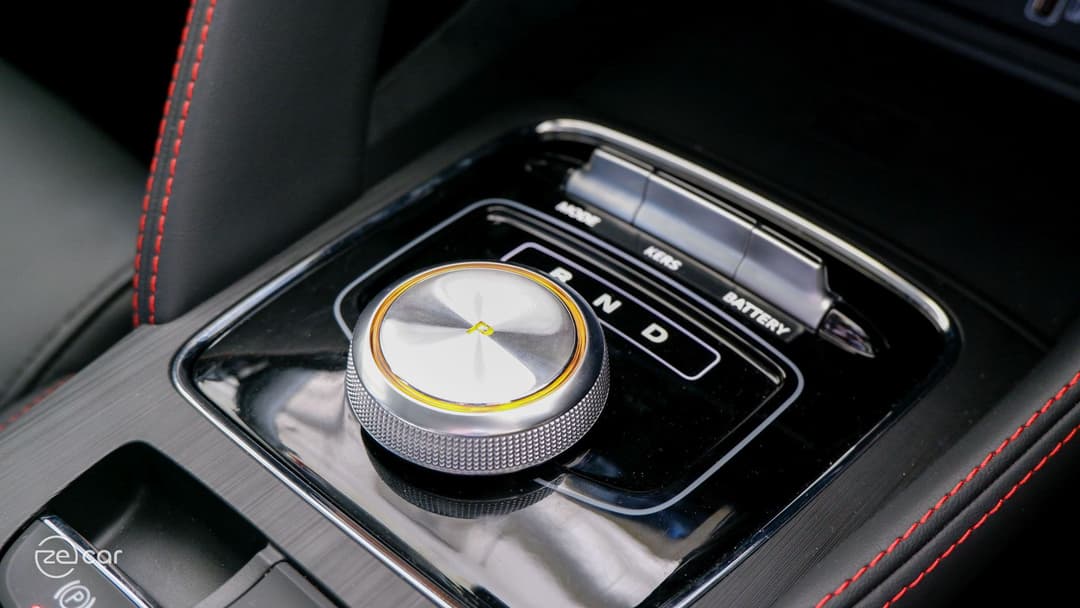 MG ZS EV drive selector and driving