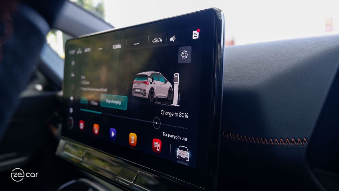Cupra Born charging