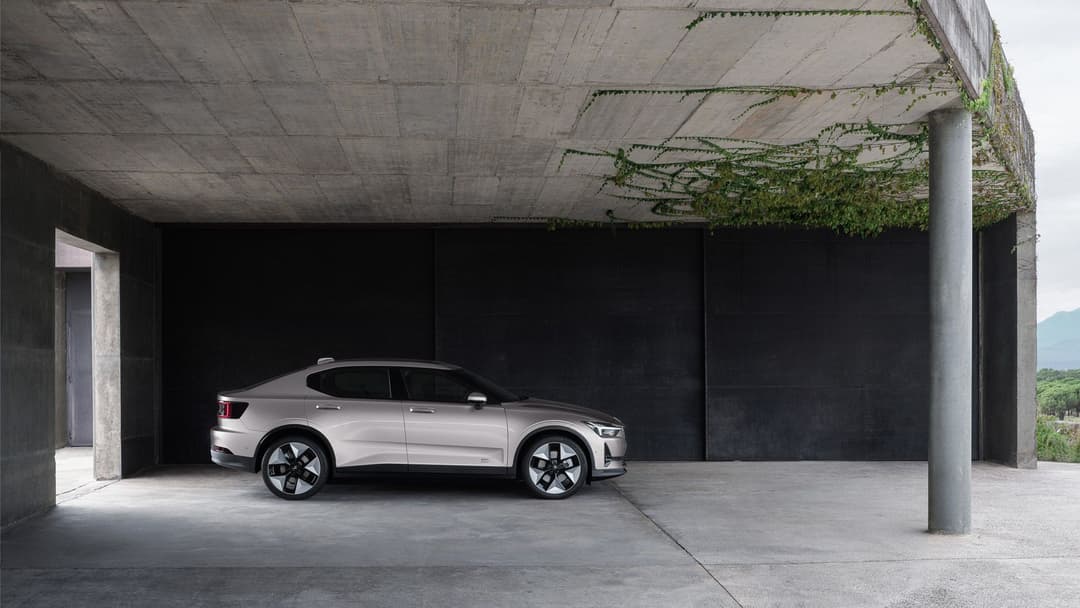2023 Polestar 2 Jupiter paint colour side view 2023 Polestar 2 Jupiter paint colour side view