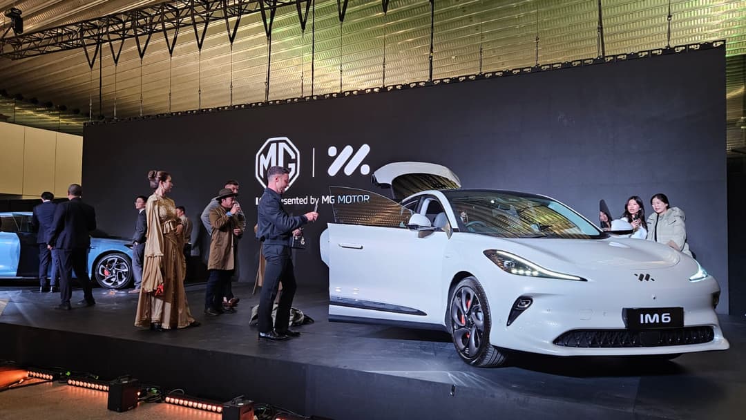 IM presented by MG IM presented by MG