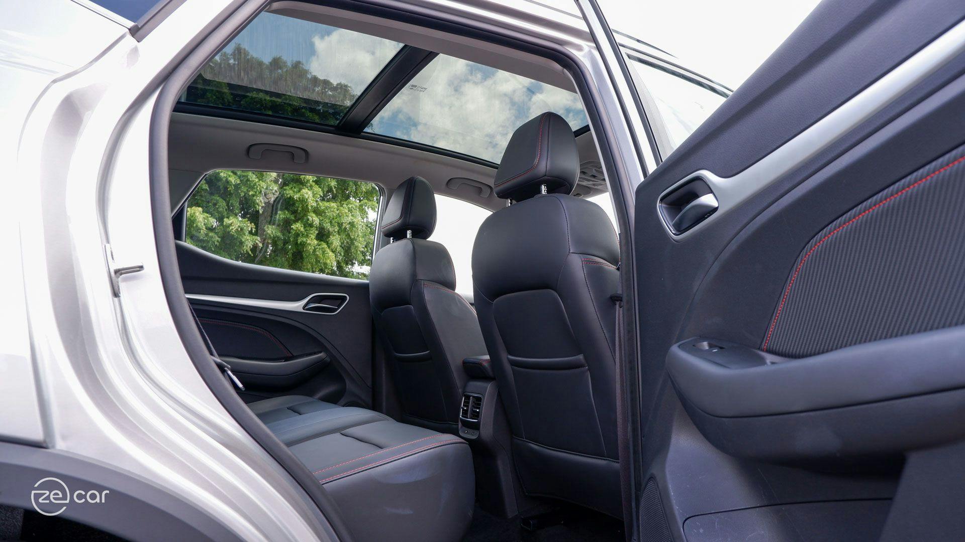 MG ZS EV rear row seats and panoramic sunroof