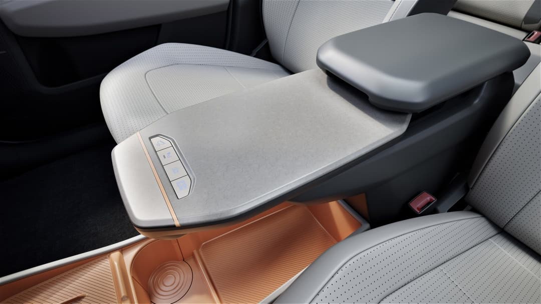 Kia EV3 interior view of arm rests Kia EV3 interior view of arm rests