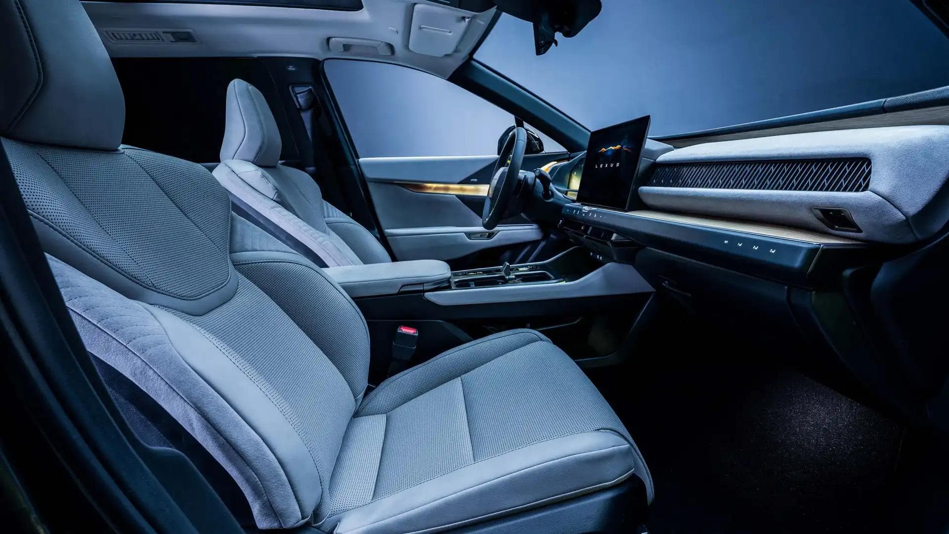 2027 Lexus TZ interior with luxury trim and panoramic roof 2027 Lexus TZ interior with luxury trim and panoramic roof