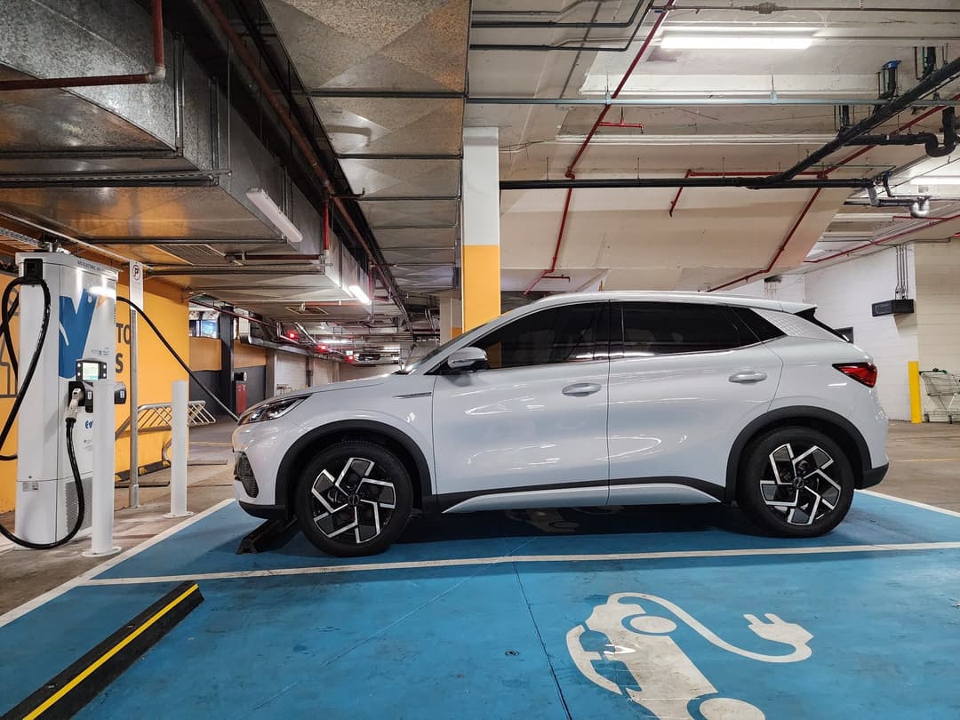 AC and DC public chargers at shopping centre