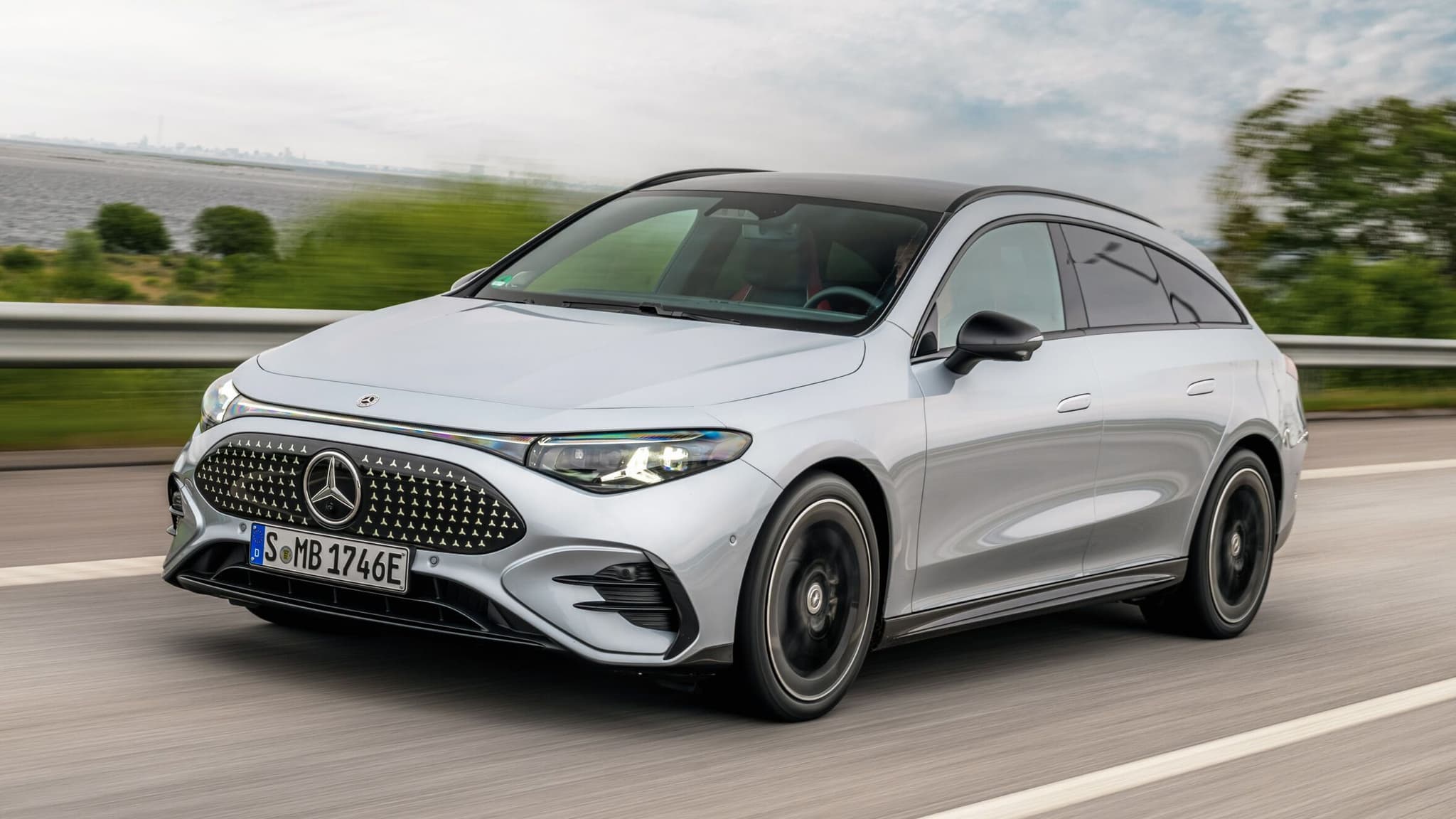 Mercedes-Benz CLA Shooting Brake front three-quarter view Mercedes-Benz CLA Shooting Brake front three-quarter view
