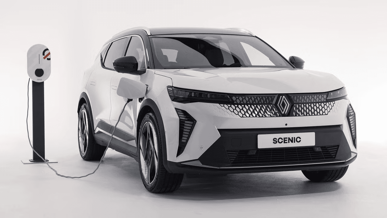 2026 Renault Scenic E-Tech electric SUV front three-quarter view 2026 Renault Scenic E-Tech electric SUV front three-quarter view