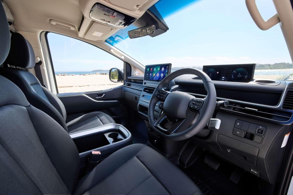 Hyundai Staria Load Electric dashboard with twin 12.3-inch screens Hyundai Staria Load Electric dashboard with twin 12.3-inch screens