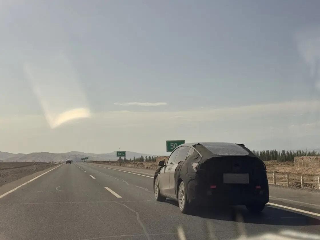 Tesla 6-Seater Model Y Tesla 6-Seater Model Y