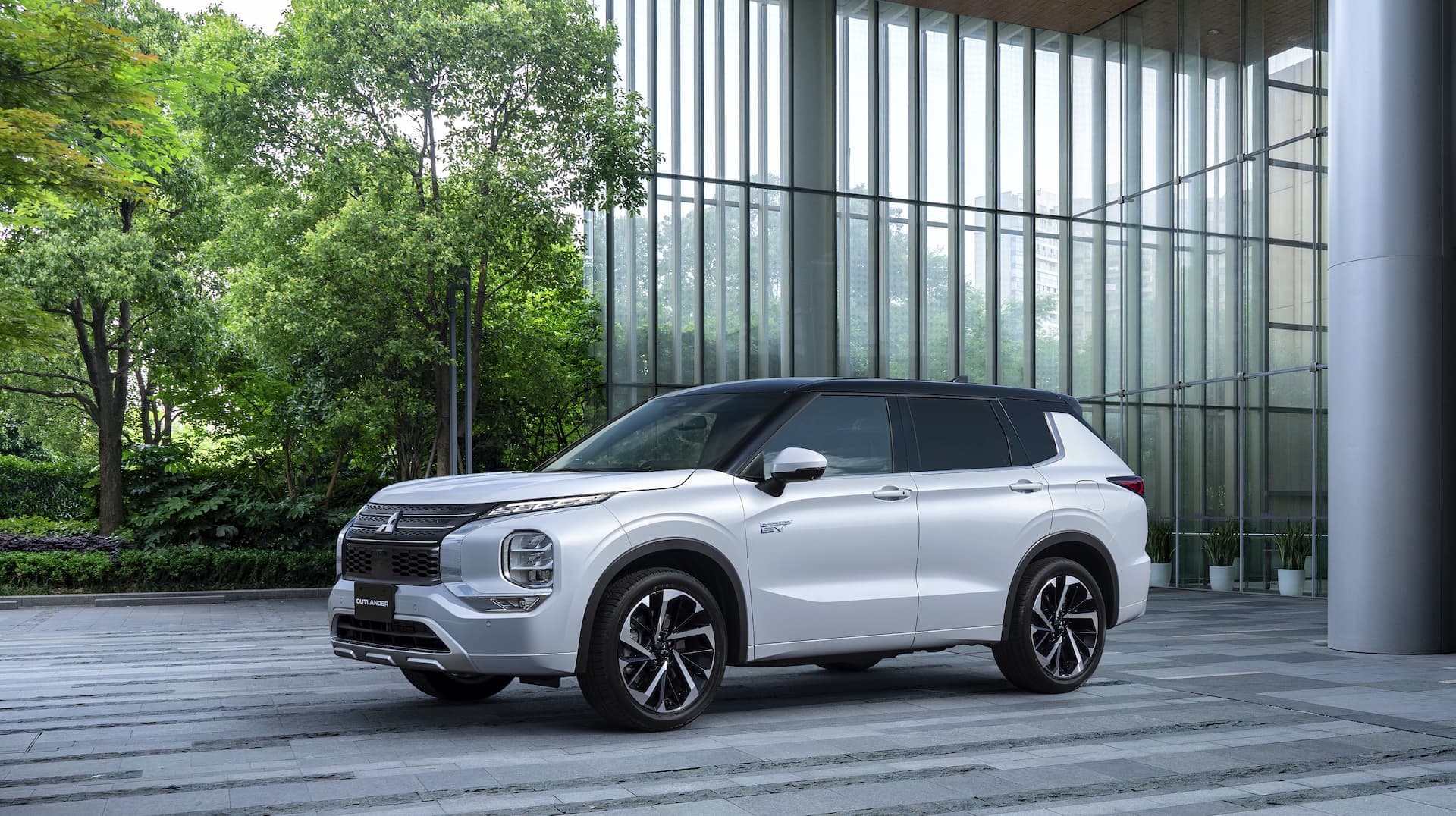 Outlander PHEV Outlander PHEV