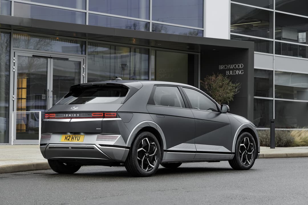 Hyundai Ioniq 5 Dynamiq RWD rear and wheels