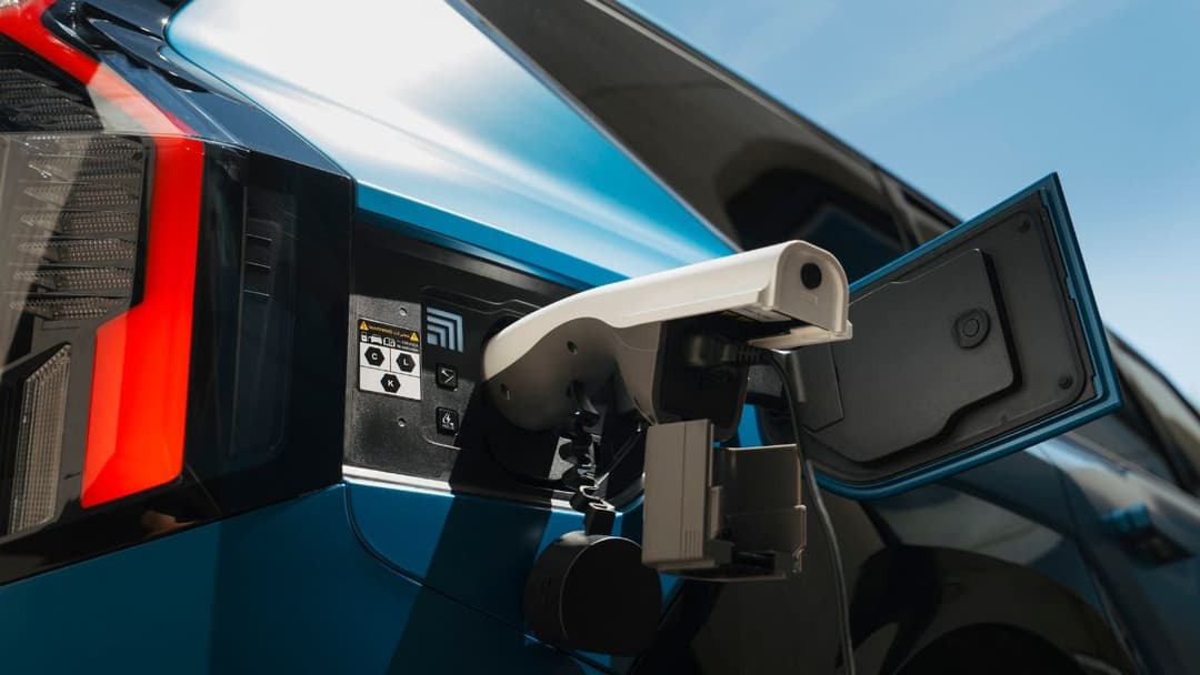 2024 Kia EV9 blue charging port 2024 Kia EV9 blue charging port