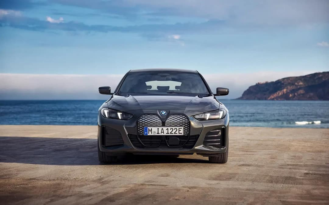 New BMW i4 front New BMW i4 front