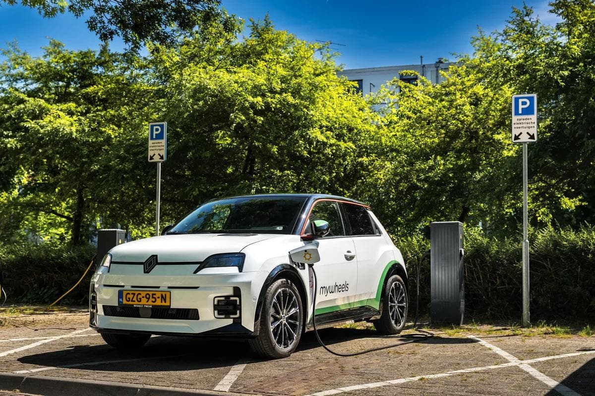 We Drive Solar AC V2G trial We Drive Solar AC V2G trial