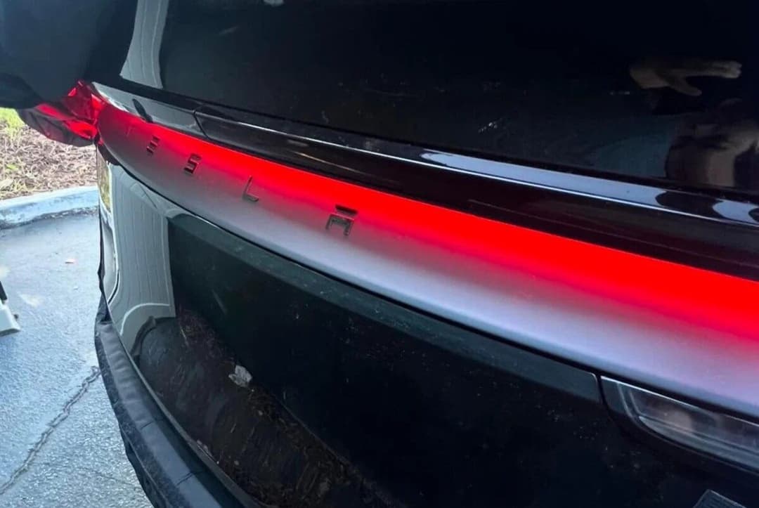 Tesla Model Y Juniper light bar Tesla Model Y Juniper light bar