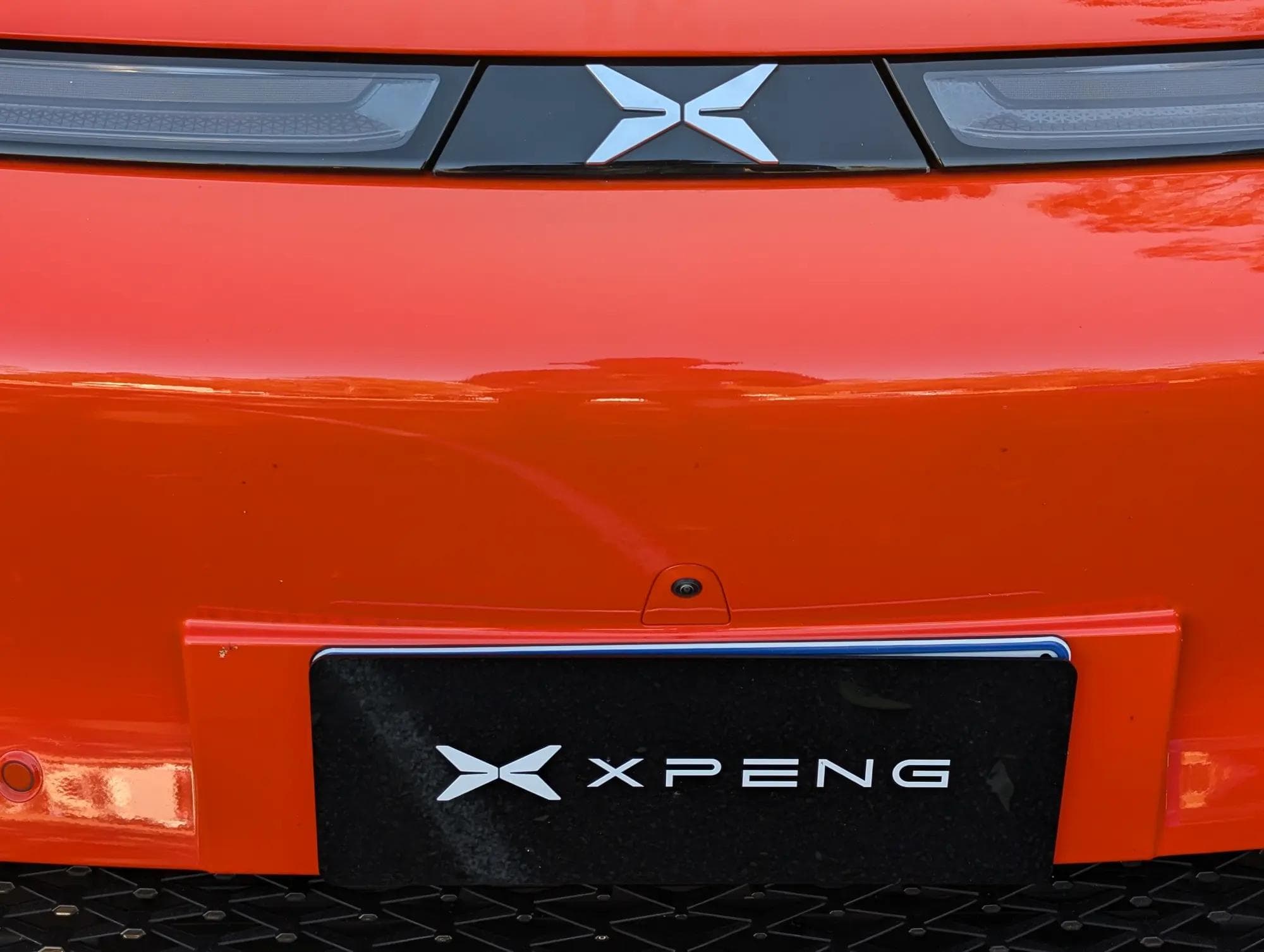 XPENG G6 logo XPENG G6 logo