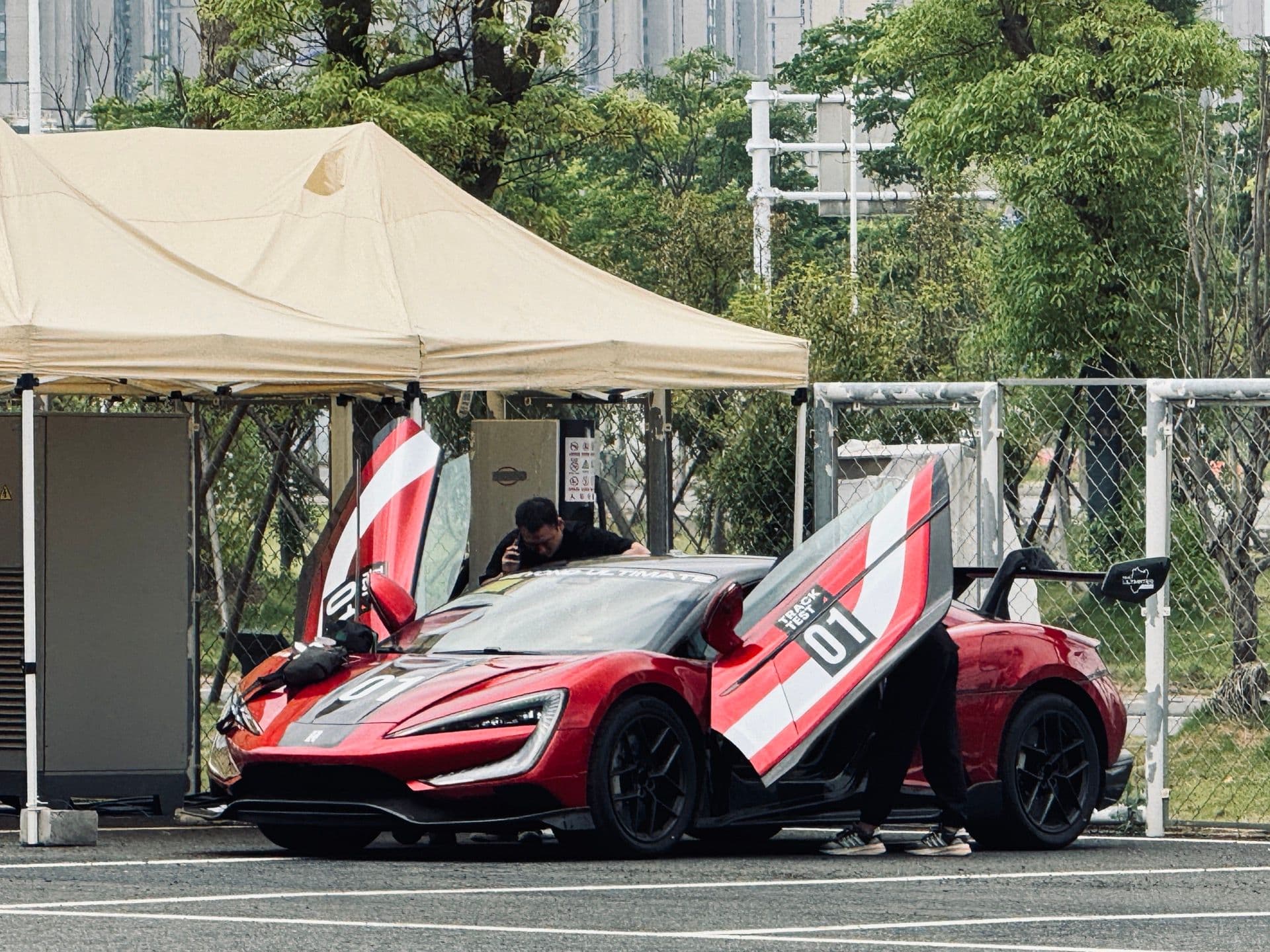 BYD U9 Electric Supercar BYD U9 Electric Supercar