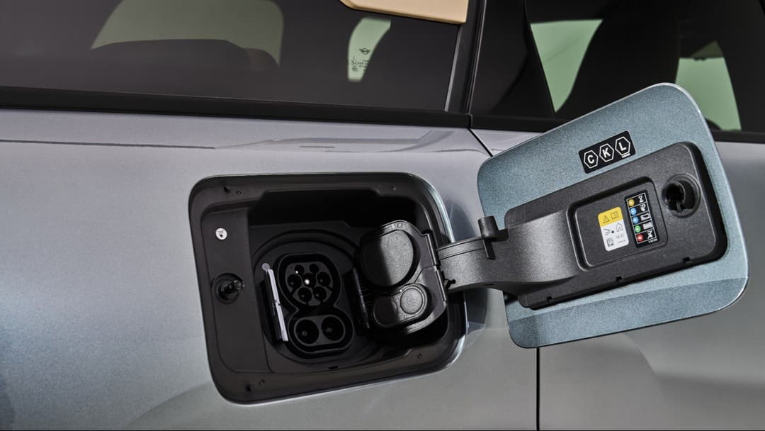 MINI Countryman charging port MINI Countryman charging port