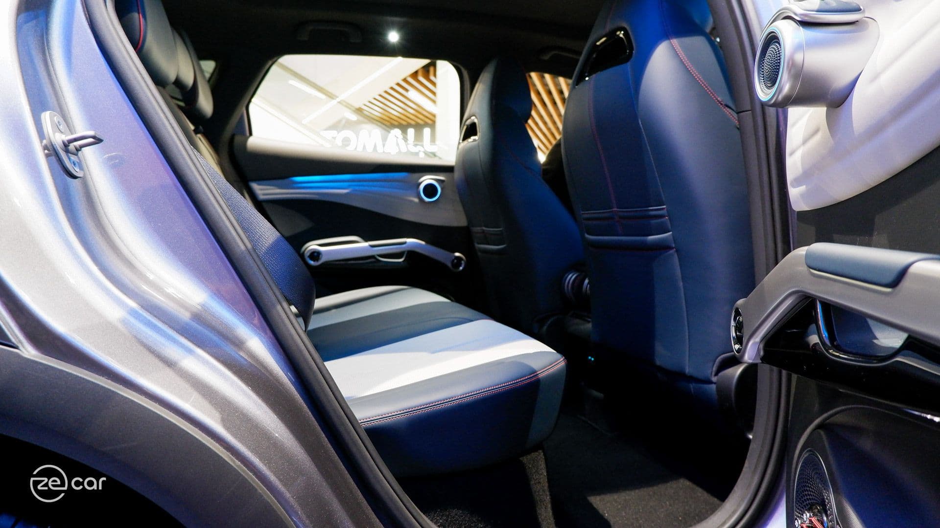 BYD Atto 3 rear row seats in white/blue design BYD Atto 3 rear row seats in white/blue design